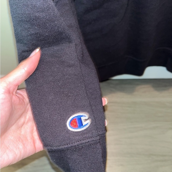 Champion Crewneck Sweatshirt - Picture 5 of 5